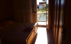 Guest House Brodarica